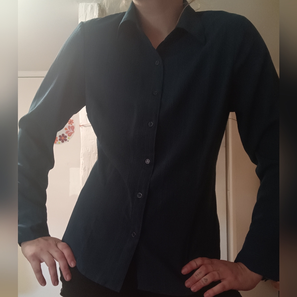NWOT "East 5th" Dress Button up Shirt